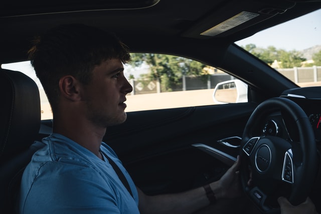 nicholas-byrne-QzN4eLwqIC0-unsplash Führerscheinprüfung